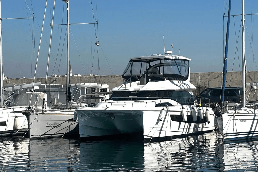 2026 Aquila 44 Power Cat - Innovative Entertaining Platform