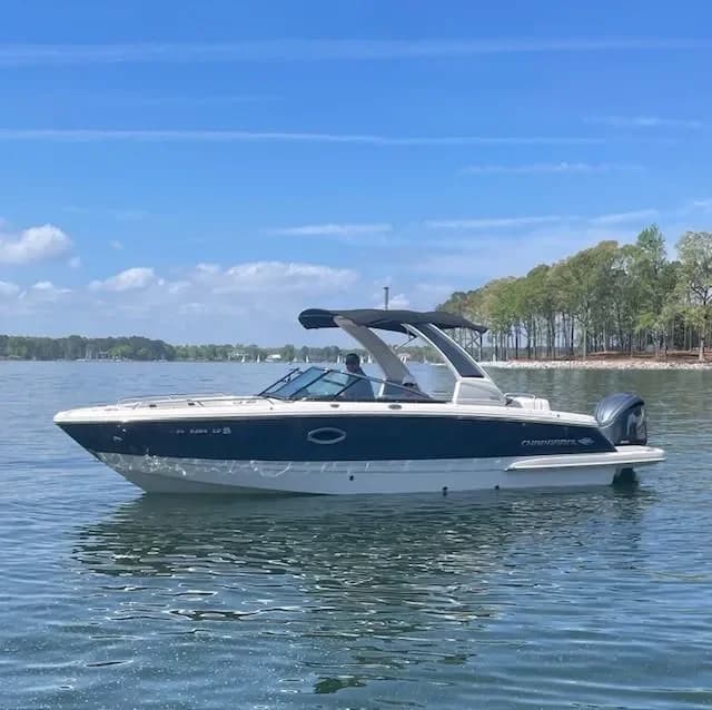 2022 Chaparral 267 SSX OB - Immaculate Bowrider with Factory Warranty