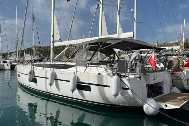 2022 Bavaria C50 Style – Immaculate 3-Cabin Cruiser, Under 80 Hours