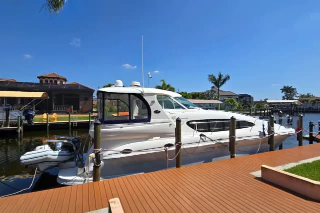 2004 Sea Ray 480 — photo 3