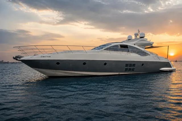 2009 Azimut 68S
