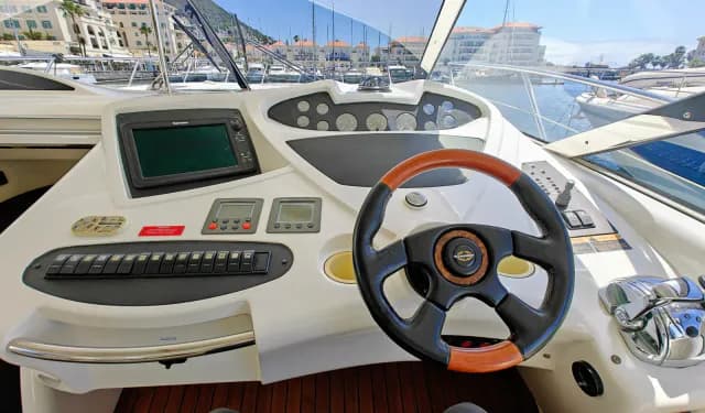 2002 Predator 56 — photo 4